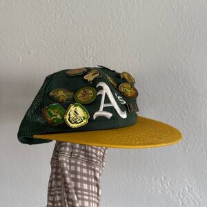 MLB Men's Green and Yellow Hat